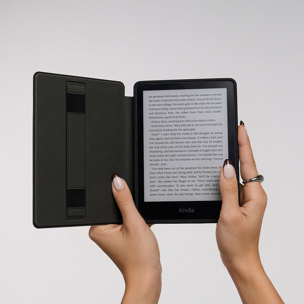Kindle paperwhite 11世代 広告あり 16GB＋ケース Amazon Plant-Based Leather Case for Kindle Paperwhite (2024), Black