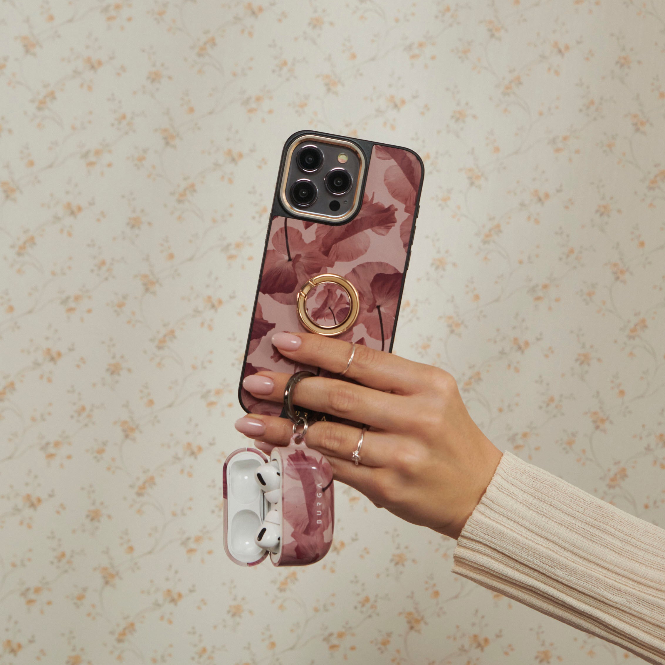 Tender Kiss - Phone Ring Holder Finger Grip Stand | BURGA